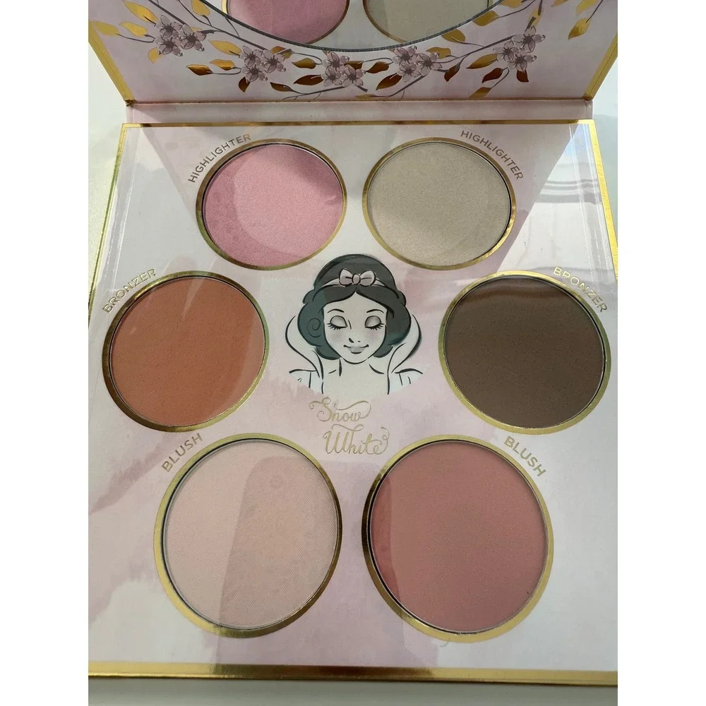 Disney Snow White Makeup Set Eyeshadow Complexion Palette Lip Oil Taste‎ Beauty